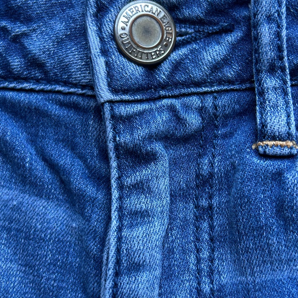 American Eagle Super Sky High Shortie Raw Hem High Rise 25x4 Size 4 - Picture 8 of 11